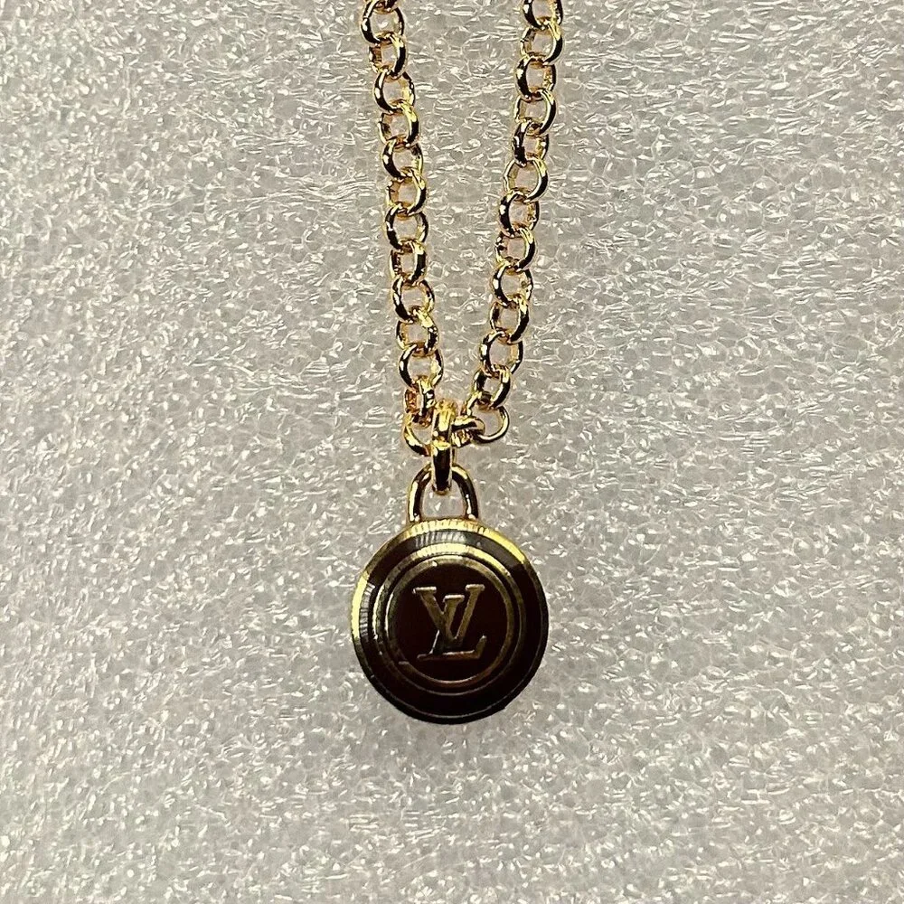 LOUIS VUITTON Pastilles LV Logo Charm Pendant 18K Gold Chain Necklace